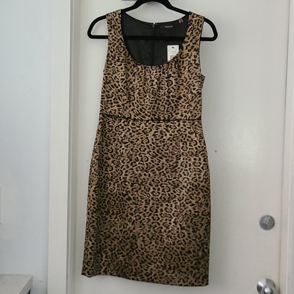 Tahari dress brand new size 4